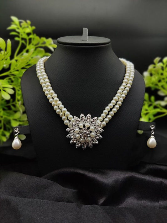 Imported Graceful Radiance Pearl Necklace Set With Exquisite Floral Pendant 🌟 | Artificial Jewellery For Girls & Women